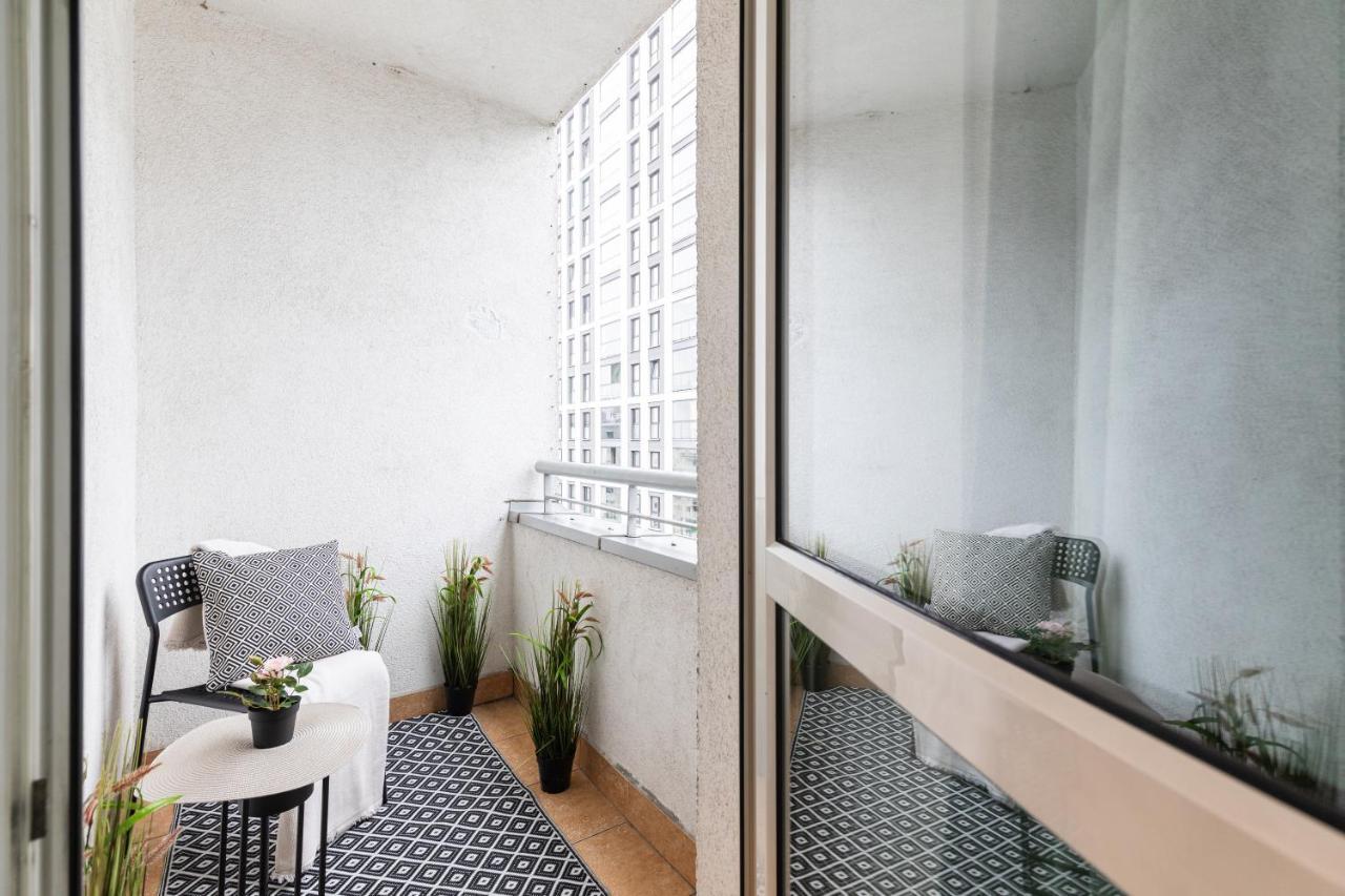 Superapart Stanow Zjednoczonych 72 Apartment Warsawa Bagian luar foto